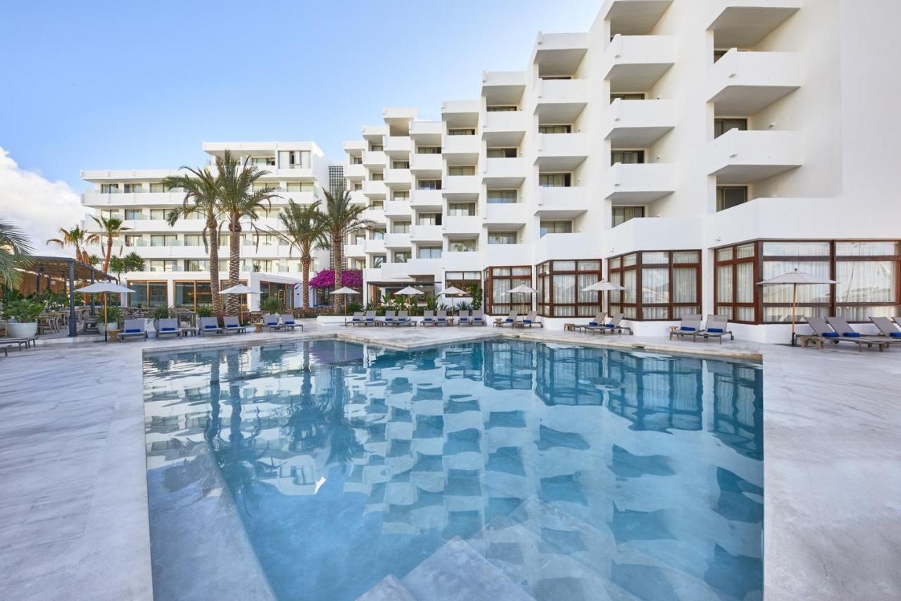 Hotel Tres Torres Санта-Эулалия-дель-Рио Экстерьер фото